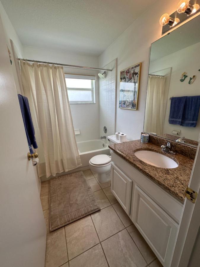 Private Pool With A Beautiful View Overlooking The Lake! Near Disney - Universal كيسيمي المظهر الخارجي الصورة