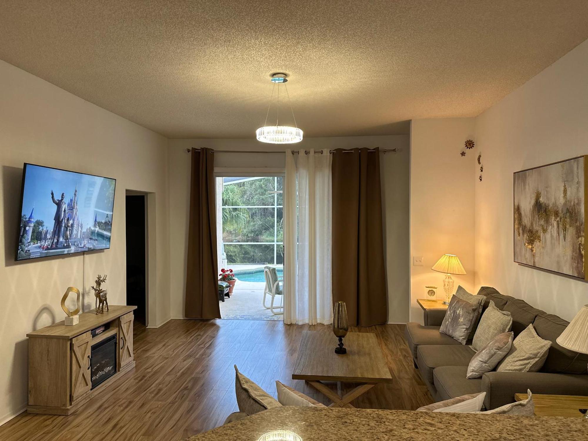 Private Pool With A Beautiful View Overlooking The Lake! Near Disney - Universal كيسيمي المظهر الخارجي الصورة